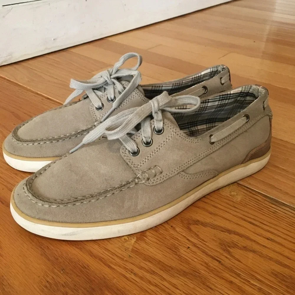 Clarks Men's Slip On Boat Shoes Tan Leather / Gray